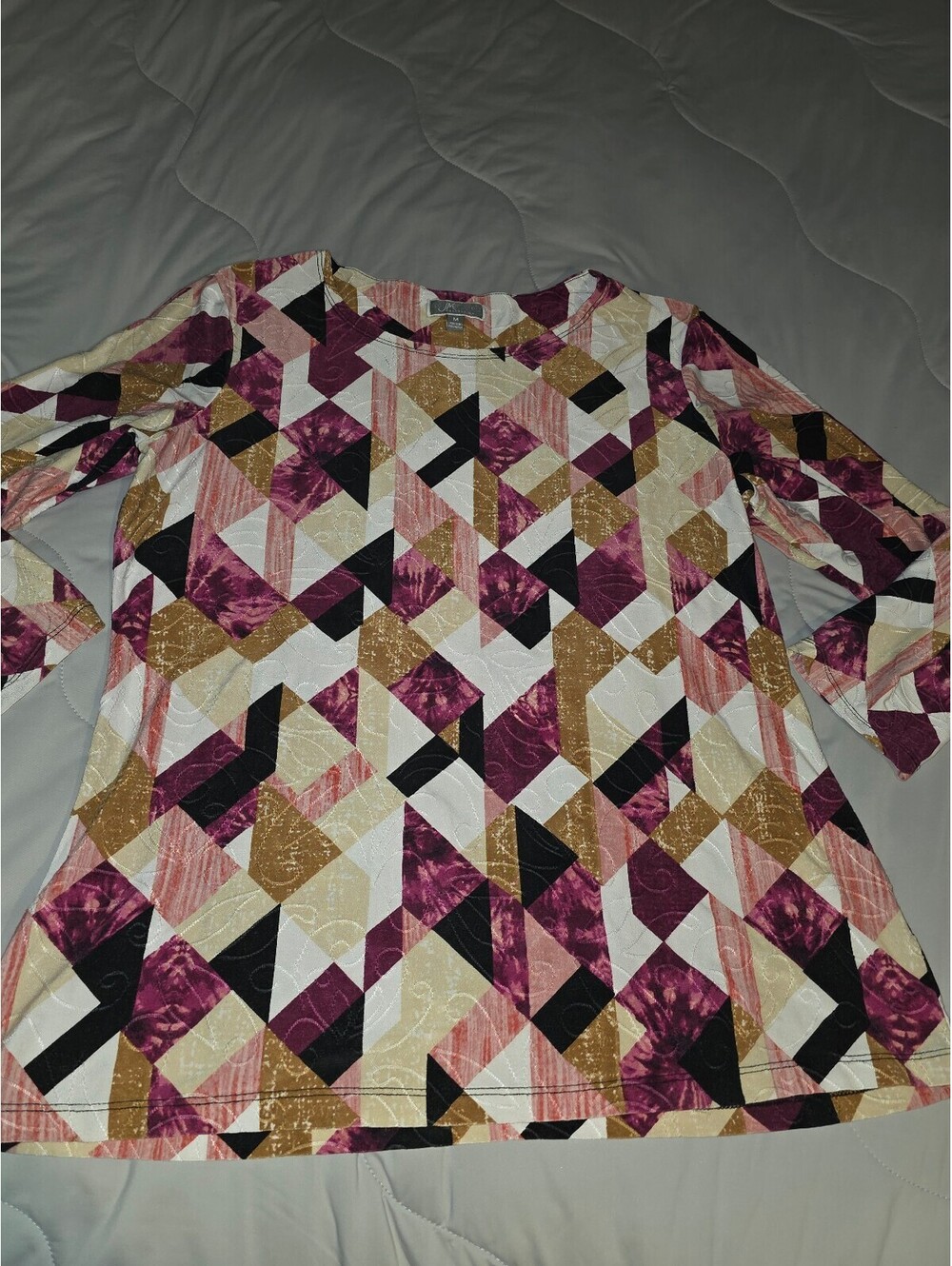 Women Top Jm Collection Size Medium. Pink paisley blouse
